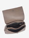 Кожаная сумка кросс-боди серо-коричневого цвета | 6617502 | фото 4