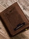Вертикальное кожаное портмоне коричневое в подарочной упаковке | 6625850 | фото 7