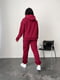 Теплий спортивний костюм-двійка бордового кольору: толстовка та джогери | 6627947 | фото 2