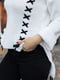 В'язаний білий светр з контрастною шнуровкою | 6628615 | фото 5