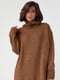 Вязаное платье oversize коричневое с высокой горловиной | 6629364 | фото 3