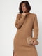 Вязаное коричневое платье миди с разрезами | 6629368 | фото 3