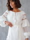 Платье-миди белое кружевное с поясом | 6506254 | фото 2