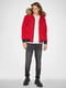 Куртка-парка с капюшоном красного цвета с контрастными черными вставками и кнопками | 6631399 | фото 3