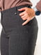 Сірі завужені штани, декоровані гудзиками знизу | 6628544 | фото 8