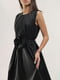 Черное А-силуэтное платье с объемным декоративным бантом | 6652860 | фото 10