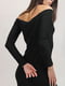 Черное платье с открытыми плечами и пикантным вырезом на груди | 6652865 | фото 5