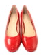 Червоні туфлі із золотистим декором | 6652932 | фото 3