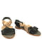 Черно-бежевые кожанные сандалии на резинке | 6652949 | фото 2