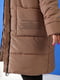 Подовжена тепла куртка з накладними кишенями кольору мокко | 6653920 | фото 7