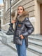 Зимова куртка графітового кольору з натуральним хутром єнота | 6659604 | фото 3