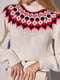 Укороченный вязаный свитер молочного цвета с орнаментом | 6664896 | фото 4