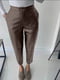 Прямі штани з екошкіри кольору мокко | 6684286 | фото 2