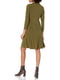 Платье-рубашка зеленого цвета с завязками на талии | 6685315 | фото 2