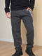 Спортивные штаны на флисе темно-серого цвета | 6686787 | фото 2