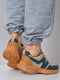Кроссовки бежевого цвета на шнуровке | 6687205 | фото 3