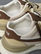 Кроссовки бежевого цвета на шнуровке | 6687233 | фото 4