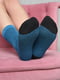 Шкарпетки махрові чорного кольору в блакитну смужку | 6687535 | фото 2