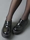 Туфлі лофери чорного кольору на шнурівці | 6687897 | фото 2