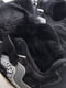Кроссовки на искуственном меху черного цвета | 6687937 | фото 6