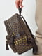 Рюкзак коричневого цвета с принтом | 6688481 | фото 2
