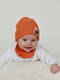 Комплект оранжева: шапка та слинявчик | 6700828 | фото 2