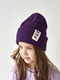 Фіолетова шапка з нашивкою | 6701951 | фото 2