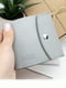 Шкіряний міні-гаманець у ніжному сірому кольорі | 6084874 | фото 7
