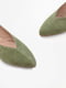 Замшеві балетки зеленого кольору з гострим носком | 6702951 | фото 3