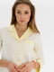 Короткий халат-сорочка на гудзиках молочного кольору | 6699339 | фото 4