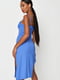 Приталена синя сукня з розрізом збоку та драпірованими чашками | 6699625 | фото 2