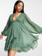 Вільна зелена сукня з широкими рукавами та вирізом на спинці | 6699747 | фото 2