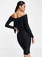 Чорна облягаюча сукня з ефектними плечима | 6700150 | фото 4