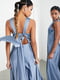 Вечернее синее платье-макси с вырезом и завязкой на спинке | 6700377 | фото 3