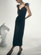 Чорна сатинова сукня-комбінація з пір'ям | 6706664 | фото 4