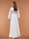 Белое свадебное платье с кружевными рукавами | 6506064 | фото 2