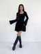 Чорна сукня А-силуету з квадратним вирізом та розкльошеним рукавом | 6710493