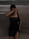 Чорна облягаюча сукня-футляр з ефектним розрізом | 6710496 | фото 3