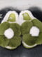 Бело-зеленые тапочки с меховой ромашкой | 6710126 | фото 2