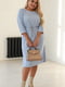 Трикотажна блакитна сукня батал в мінімалістичному стилі | 6710883 | фото 2