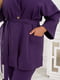 Фіолетовий костюм: вільний жакет з поясом та завужені штани | 6712252 | фото 3