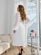 Сукня-футляр молочного кольору з об’ємними прозорими рукавами та ременем | 6714118 | фото 5
