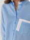 Укороченная голубая рубашка в полоску с двумя карманами | 6721596 | фото 4