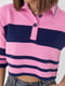 Укороченная ажурная розовая футболка-поло в полоску | 6721639 | фото 4