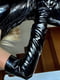 Лаковані довгі рукавички D&A, чорні | 6719847 | фото 3