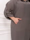 Льняна темно-сіра сукня-худі з укороченим рукавом на хлястику | 6721811 | фото 3