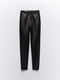 Эластичные облегающие брюки из экокожи черного цвета | 6729804 | фото 12