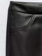 Эластичные облегающие брюки из экокожи черного цвета | 6729804 | фото 14