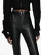 Эластичные облегающие брюки из экокожи черного цвета | 6729804 | фото 3