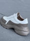 Шкіряні білі кросівки з бежевими вставками на масивній підошві | 6730508 | фото 2